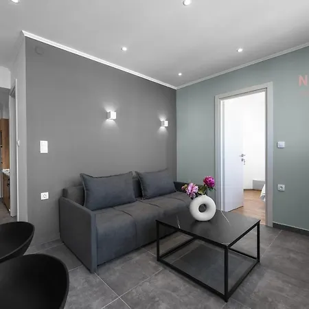 V1 Penthouse, Nilie Hospitality Mgmt * سالونيك