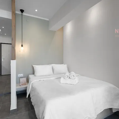 V1 Penthouse, Nilie Hospitality Mgmt *